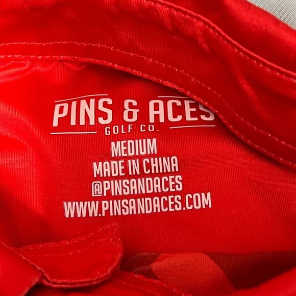 Pins and Aces Polo Shirt MEDIUM Men's Golf Short Sleeve Red Camo Print Stretch - Picture 4 of 4